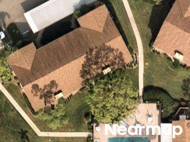 Condo for sale in Crown Pointe, East Naples