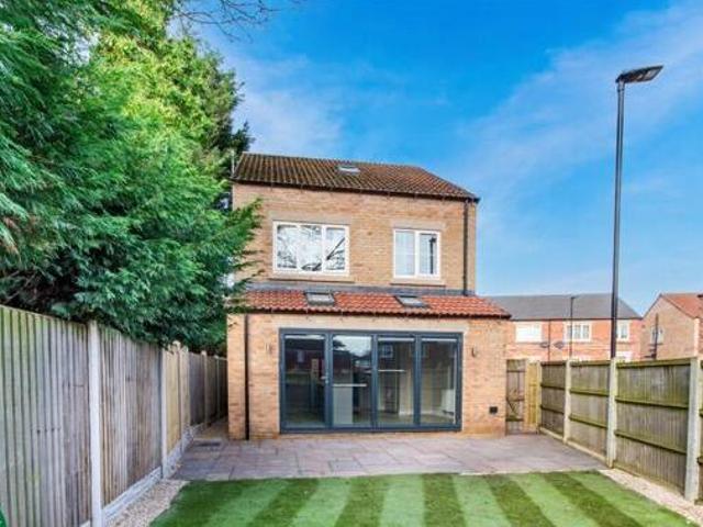 House for sale in Doncaster, South Yorkshire