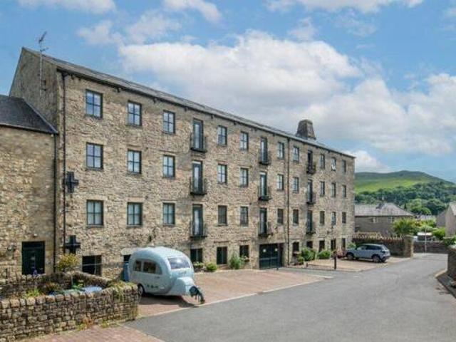 House for sale in Settle, North Yorkshire