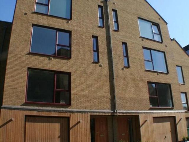 House for rent in New Denham, Denham