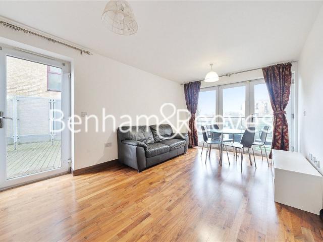 Apartment for rent in Denham