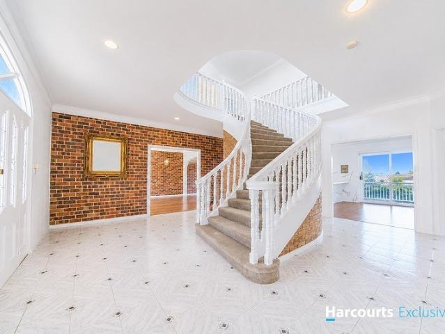 House for rent in Baulkham Hills, Sydney
