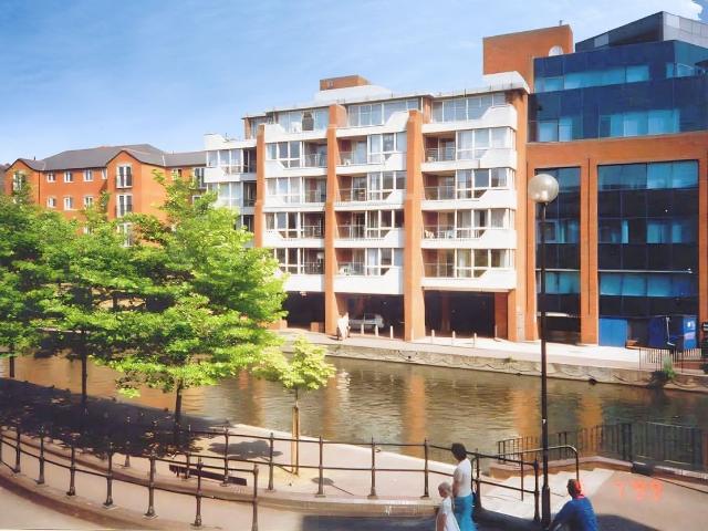 Apartment for rent in Reading