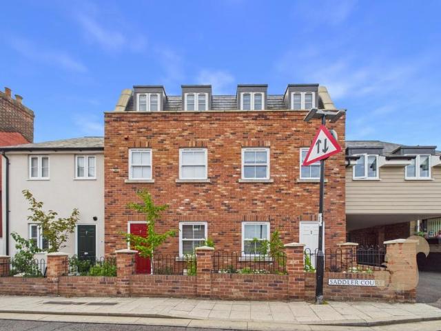 Apartment for rent in Priors Estate, West Suffolk