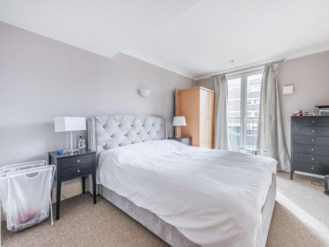 Apartment for rent in Wandon Estate, Greater London