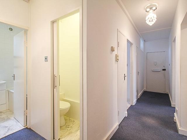 Apartment for rent in Brompton, Greater London