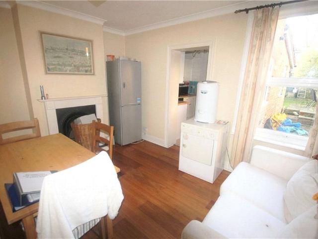 House for rent in Row Town, Surrey