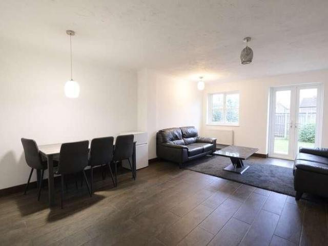 House for rent in Egham, Runnymede