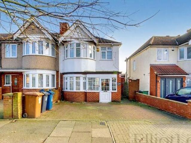 House for sale in Greater London