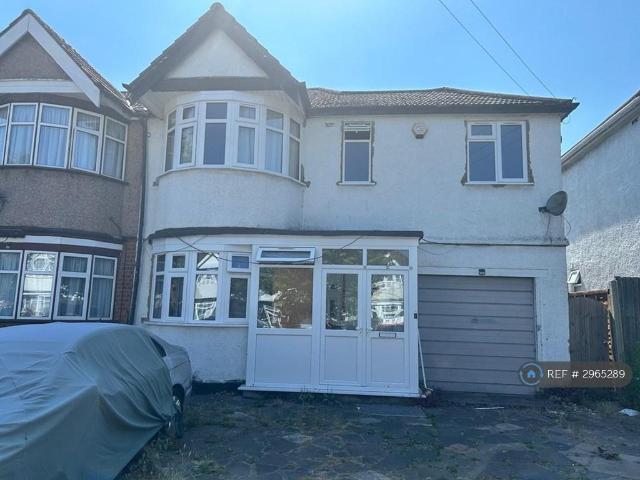 House for rent in Lane, Greater London