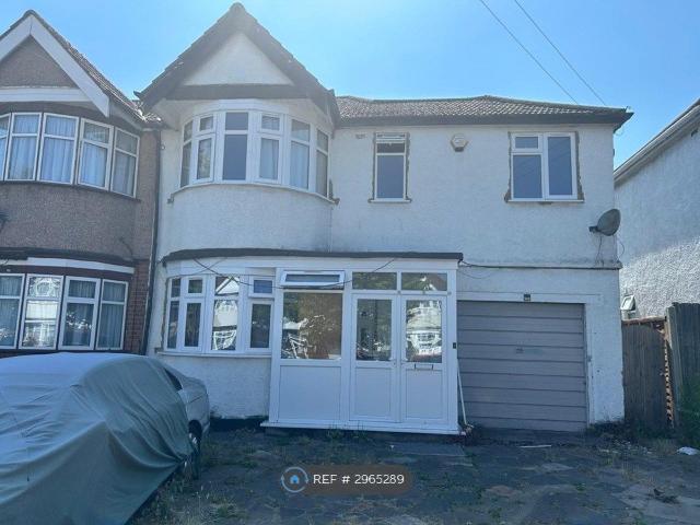 House for rent in Lane, Greater London