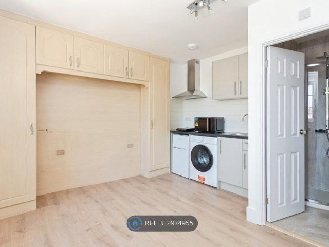Studio for rent in Lane, Greater London