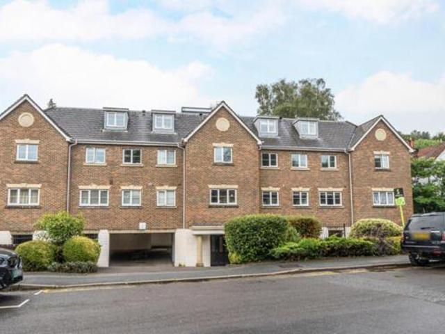 House for sale in Fole, Surrey
