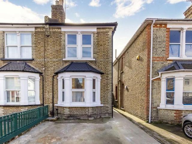 House for rent in Norbiton, Greater London