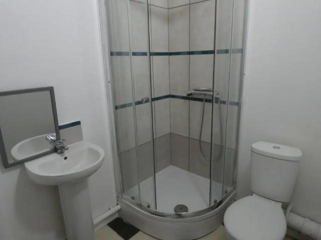 Apartment for rent in Napsbury Park, Five Acres