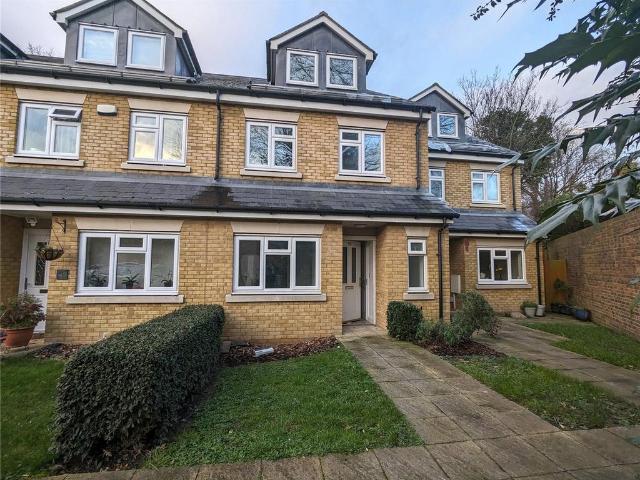House for rent in London Borough of Croydon, Greater London