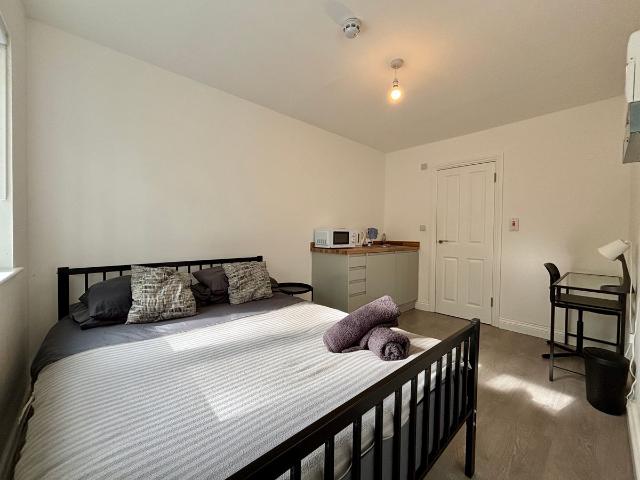 Studio for rent in London Borough of Croydon, South Norwood