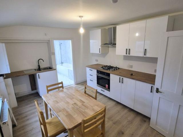 Apartment for rent in Newtown, Reading