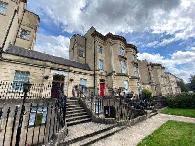 Apartment for rent in Newtown, Reading