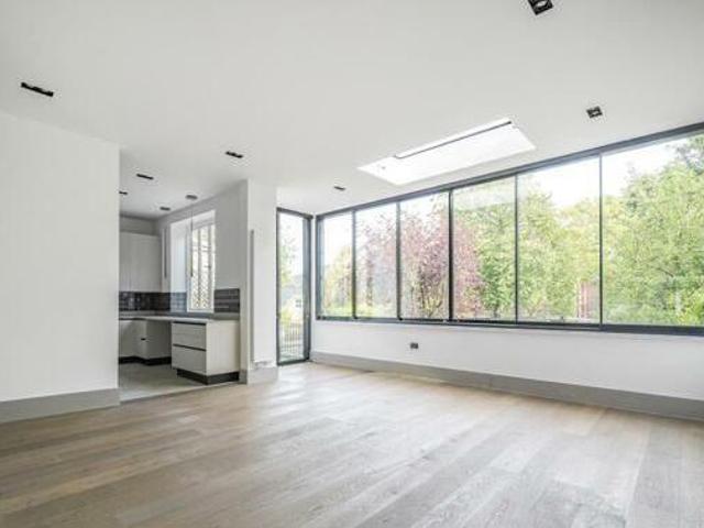 House for sale in Deepcut, Surrey