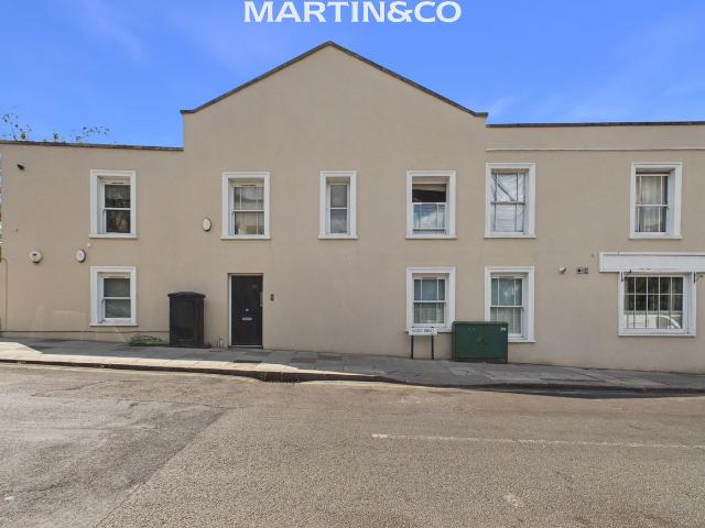 House for rent in North Sheen, Greater London