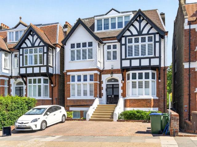 Apartment for rent in North Sheen, Greater London