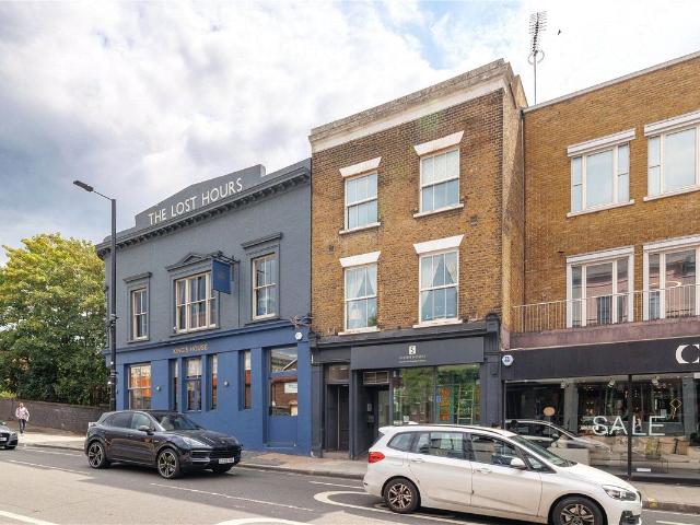 Apartment for rent in Wandon Estate, Greater London