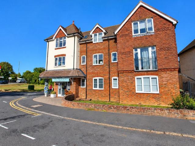 Apartment for rent in Shalford, Guildford