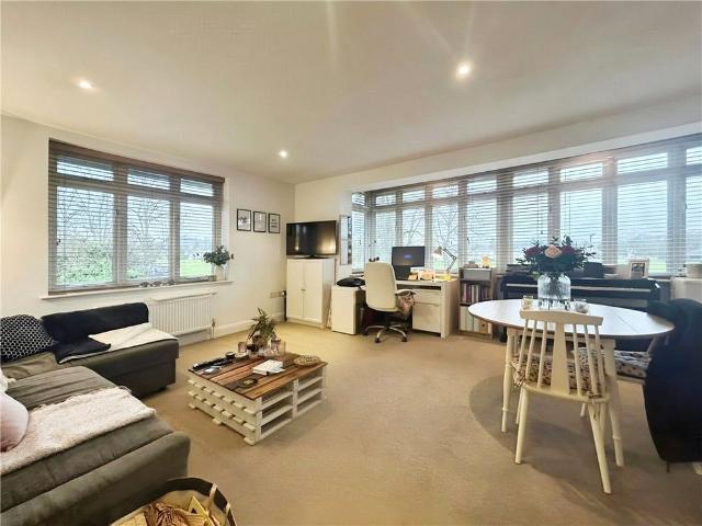 Apartment for rent in Shalford, Westborough