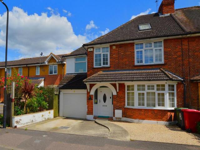 House for rent in Slough