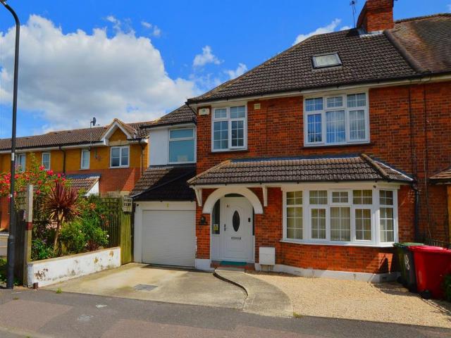 House for rent in Slough