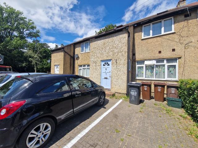 Apartment for rent in Napsbury Park, Five Acres