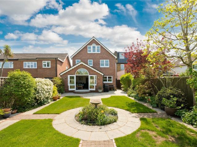 House for rent in Blackhills, Surrey