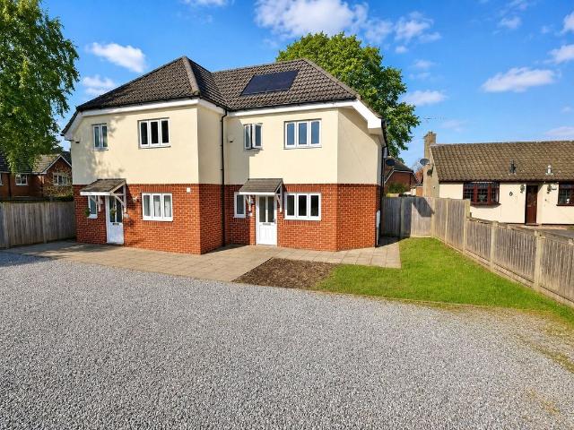 House for rent in West End, Heol-las