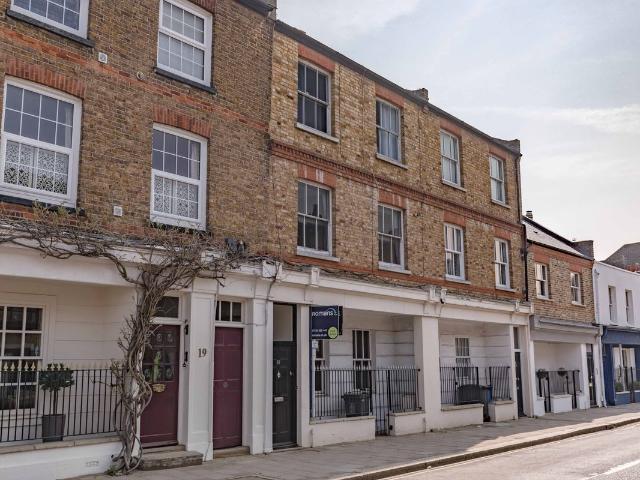 Apartment for rent in Clewer Village, Windsor