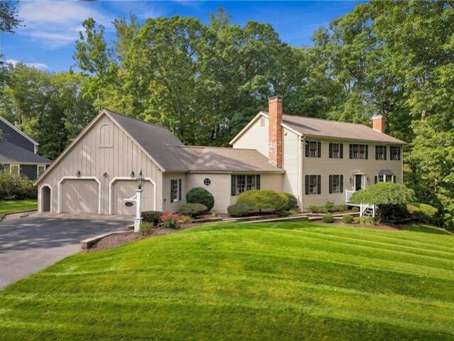 House for sale in Cumberland, Providence County