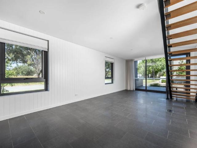 Townhouse for rent in Canberra, Australian Capital Territory