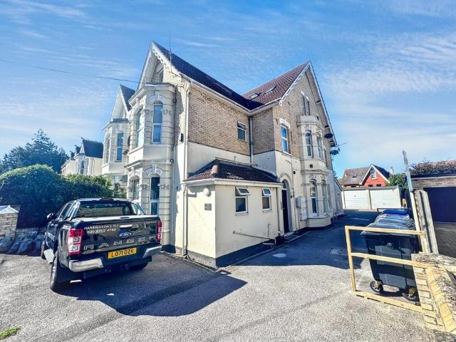 Apartment for rent in Lower Parkstone, Poole