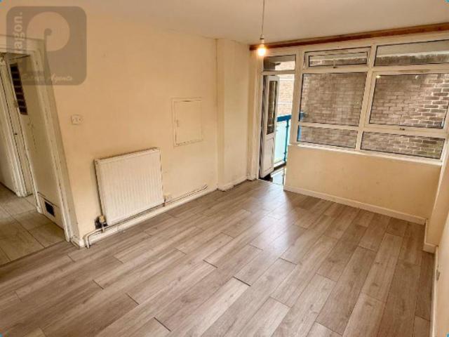 Apartment for rent in Kingsbury, Greater London