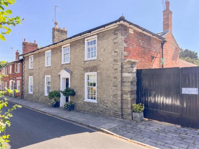 House for rent in Fugglestone St Peter, Wilton