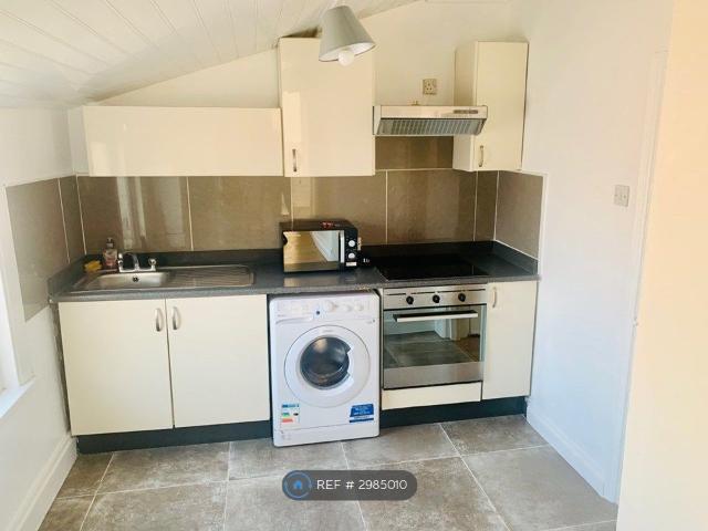 Apartment for rent in Streatham, Greater London