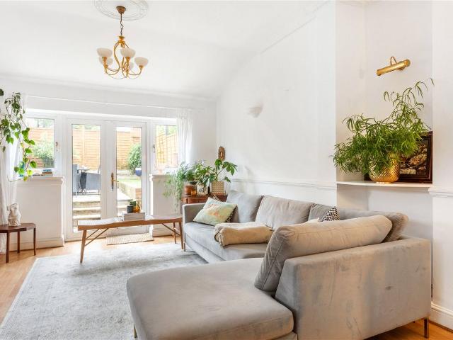 Apartment for rent in Streatham, Greater London