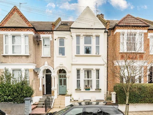 Apartment for rent in Streatham, Greater London