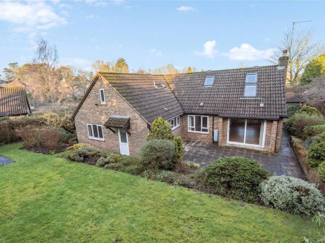 House for rent in Pouchen End, Hertfordshire