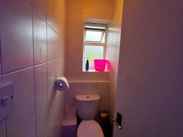 Apartment for rent in London Borough of Croydon, Purley