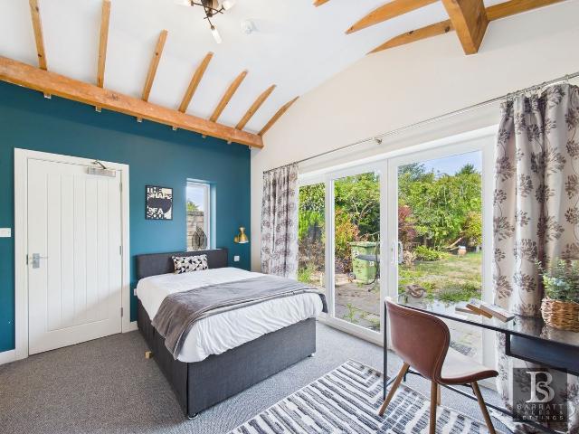 Studio for rent in Kingsdown, Stratton St. Margaret