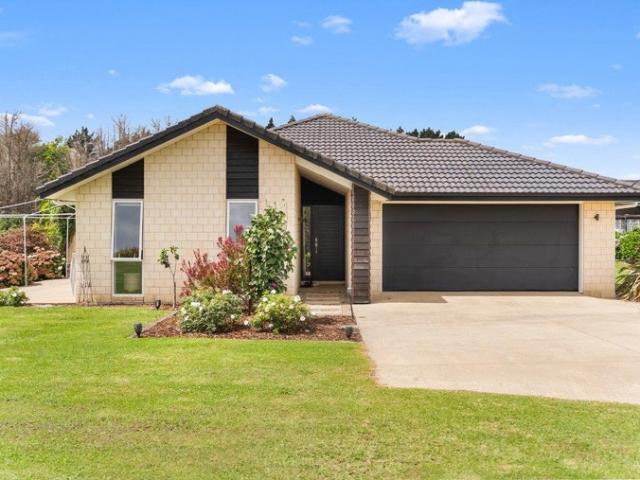 House for rent in Awhitu