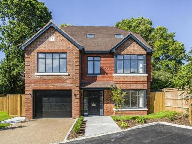 House for sale in Red Hill, Surrey