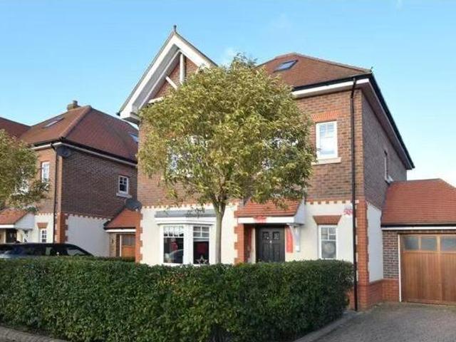 House for sale in Bushey