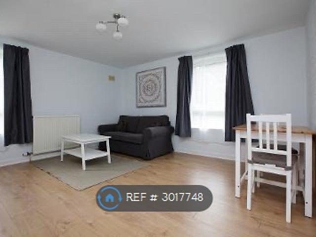 Apartment for rent in Kingsknowe, Scotland